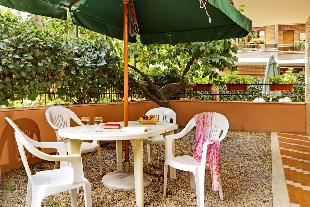 Aurelia Residence San Pietro Aparthotel Rome Exterior photo