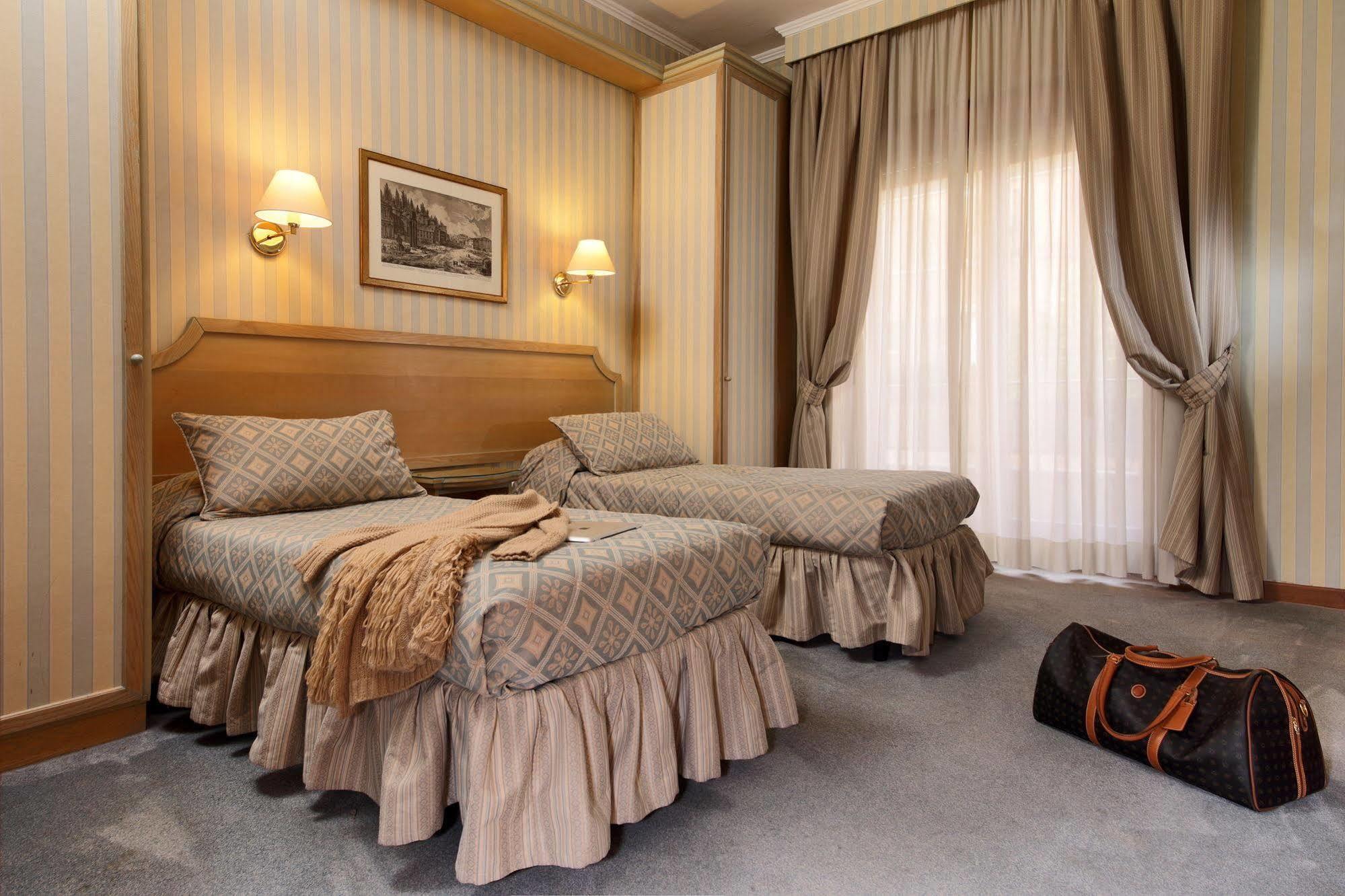 Aurelia Residence San Pietro Aparthotel Rome Exterior photo