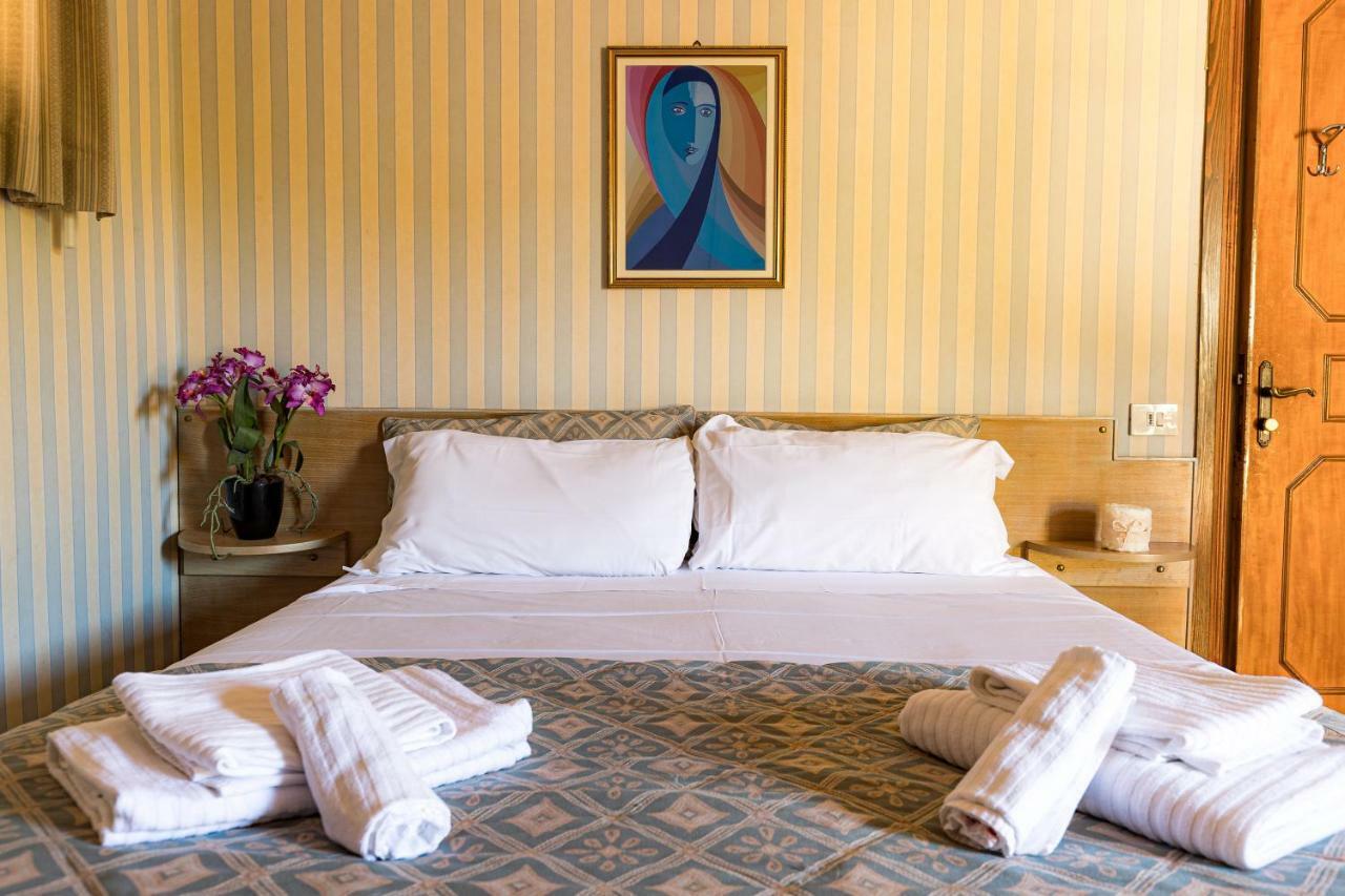 Aurelia Residence San Pietro Aparthotel Rome Exterior photo
