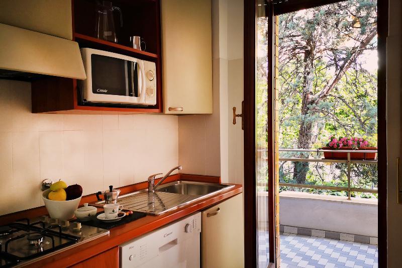 Aurelia Residence San Pietro Aparthotel Rome Exterior photo